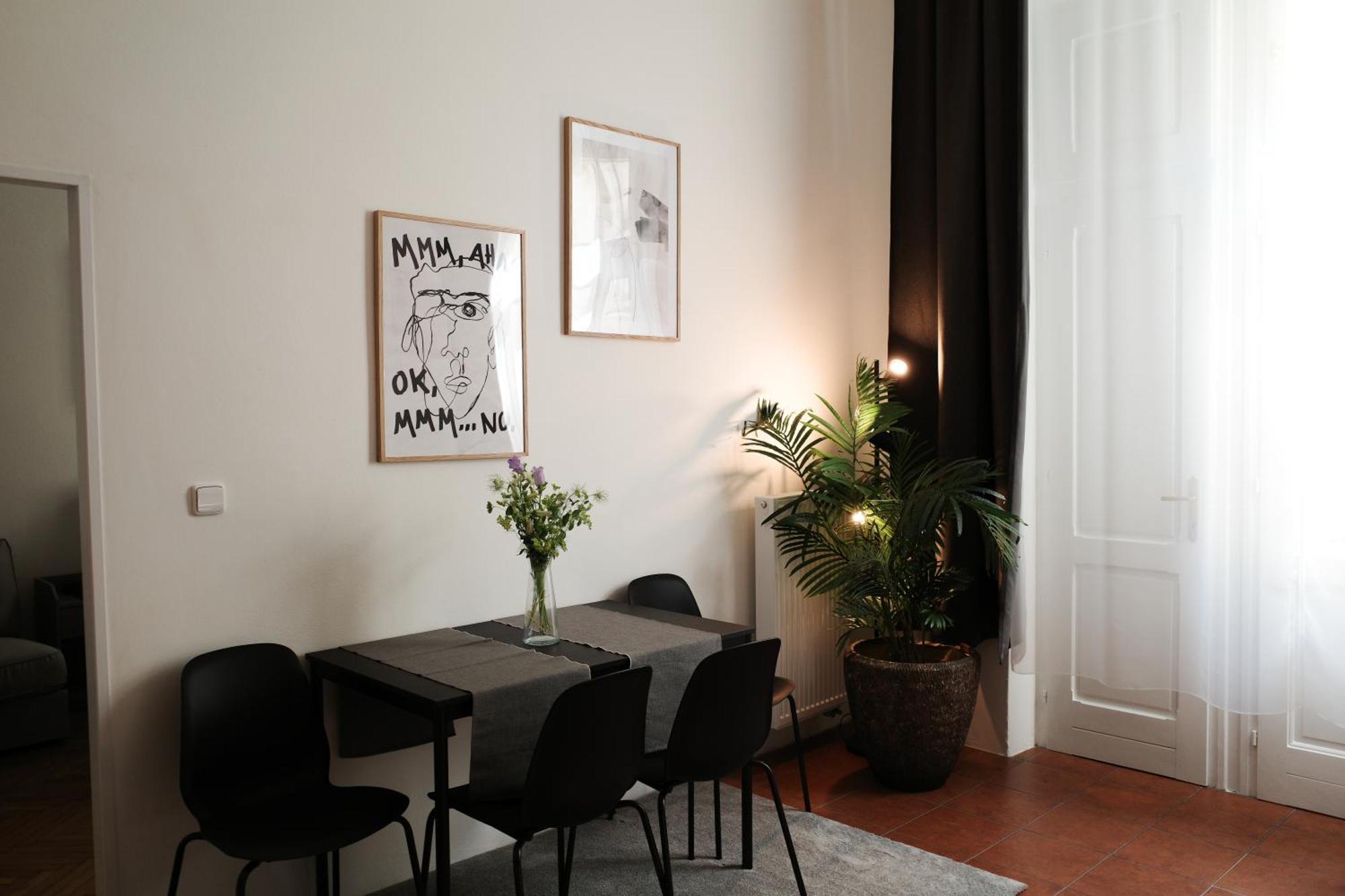 Apartment Dusni Superior Prague Exterior photo